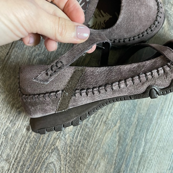Sketchers leather mary jane chocolate brown memory foam shoes - Picture 9 of 11